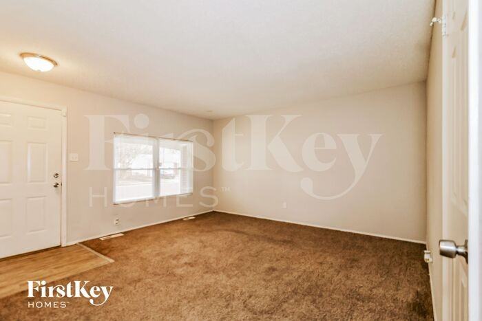 6208 Silver Fox Dr - Photo 3 of 18