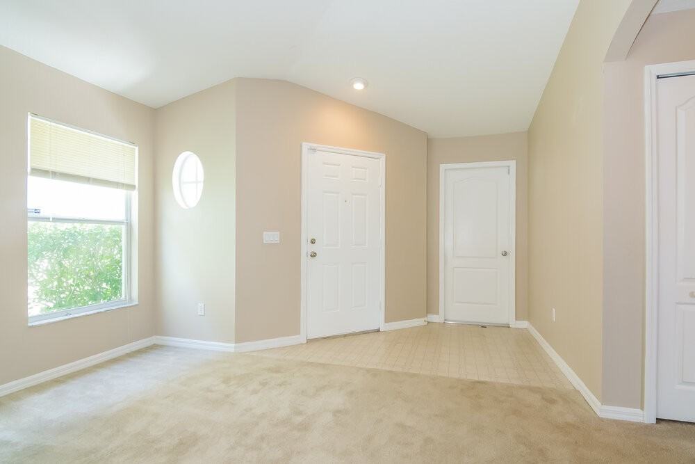1120 Lake Shore Ranch Dr - Photo 2 of 15