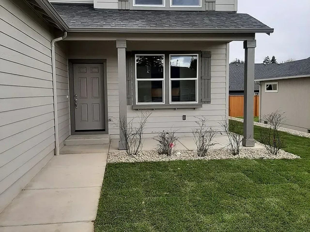 2441 Imperial Dr Nw - Photo 2 of 23