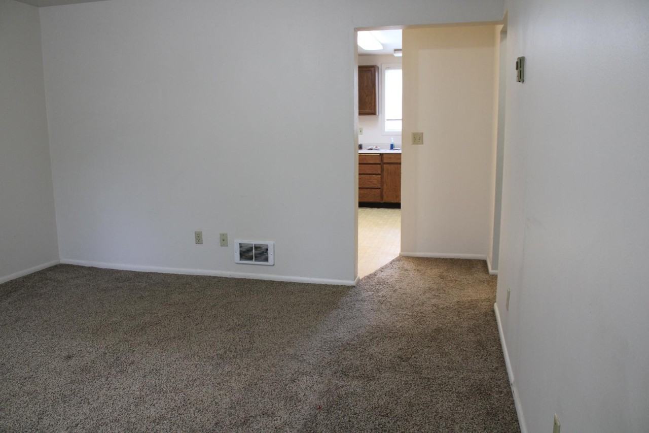 372 I St - Photo 3 of 20