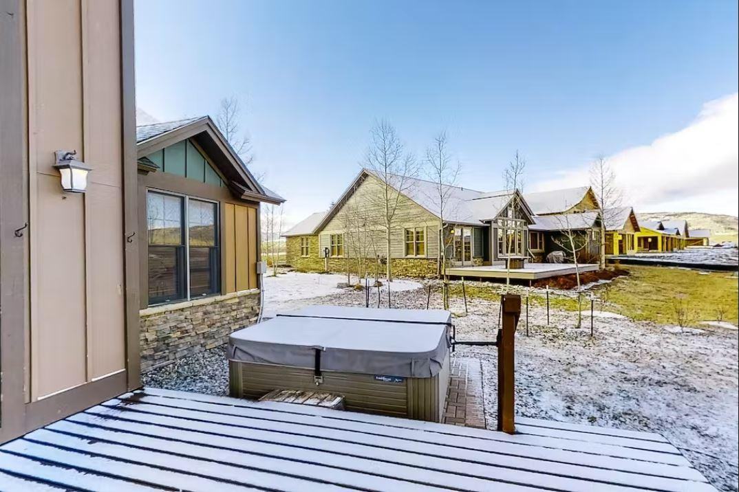 580 Thompson Rd - Photo 5 of 14