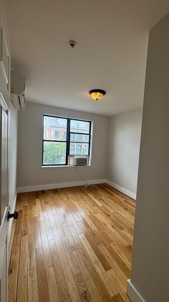 73 Ferry Street #6 - Photo 3 of 7