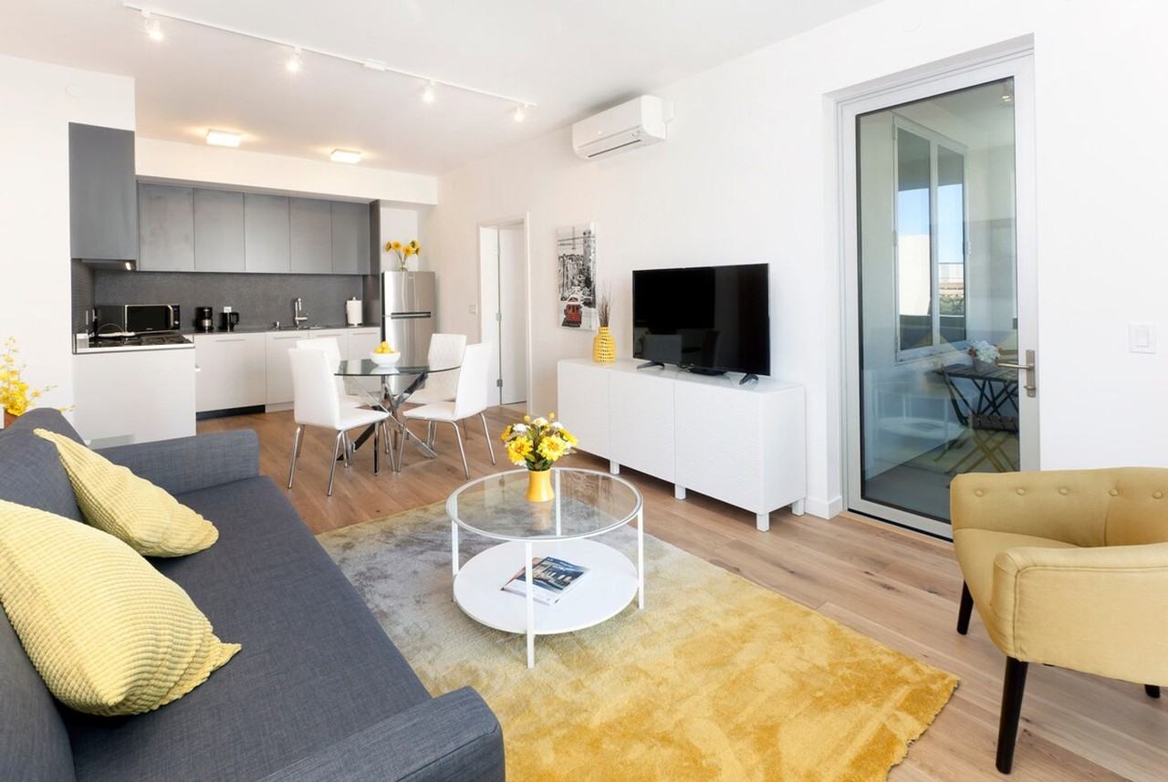 55 Oak St #1026487P - Photo 2 of 20