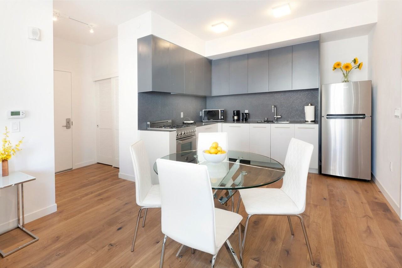 55 Oak St #1026487P - Photo 6 of 20