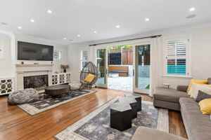 featured image of 180 Dorantes Avenue