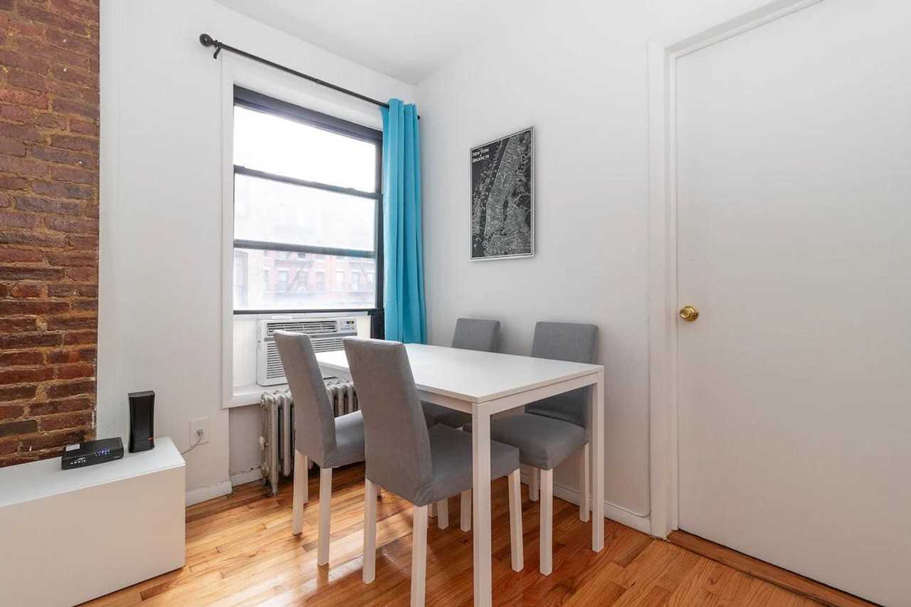 306 E 96th St #1032044P - Photo 6 of 28