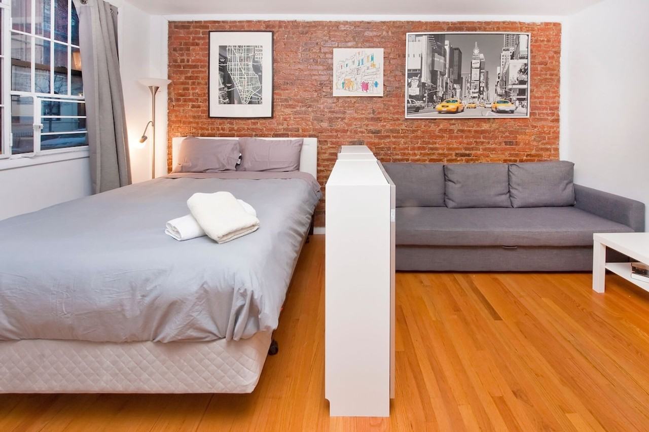 333 E 95th St #1032055P - Photo 2 of 15