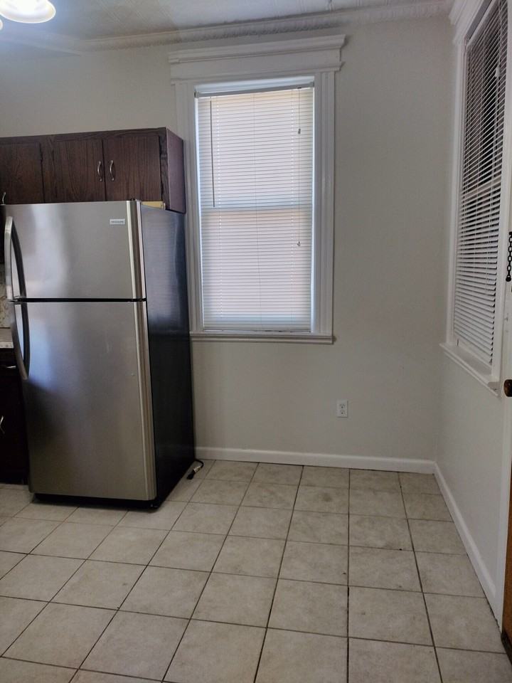 49 Barbara Street - Photo 3 of 9