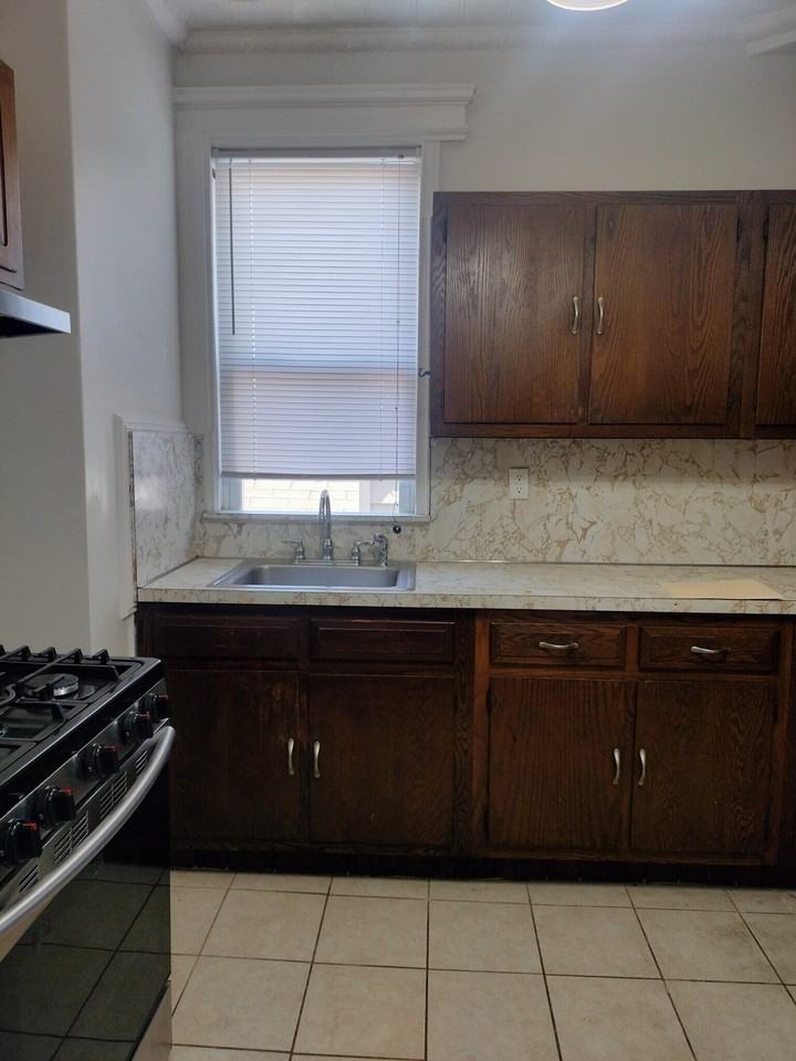 49 Barbara Street - Photo 2 of 9