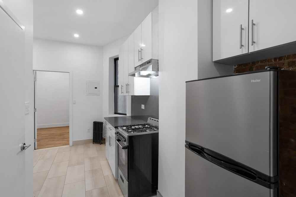 9 Stanton Street - Photo 3 of 8