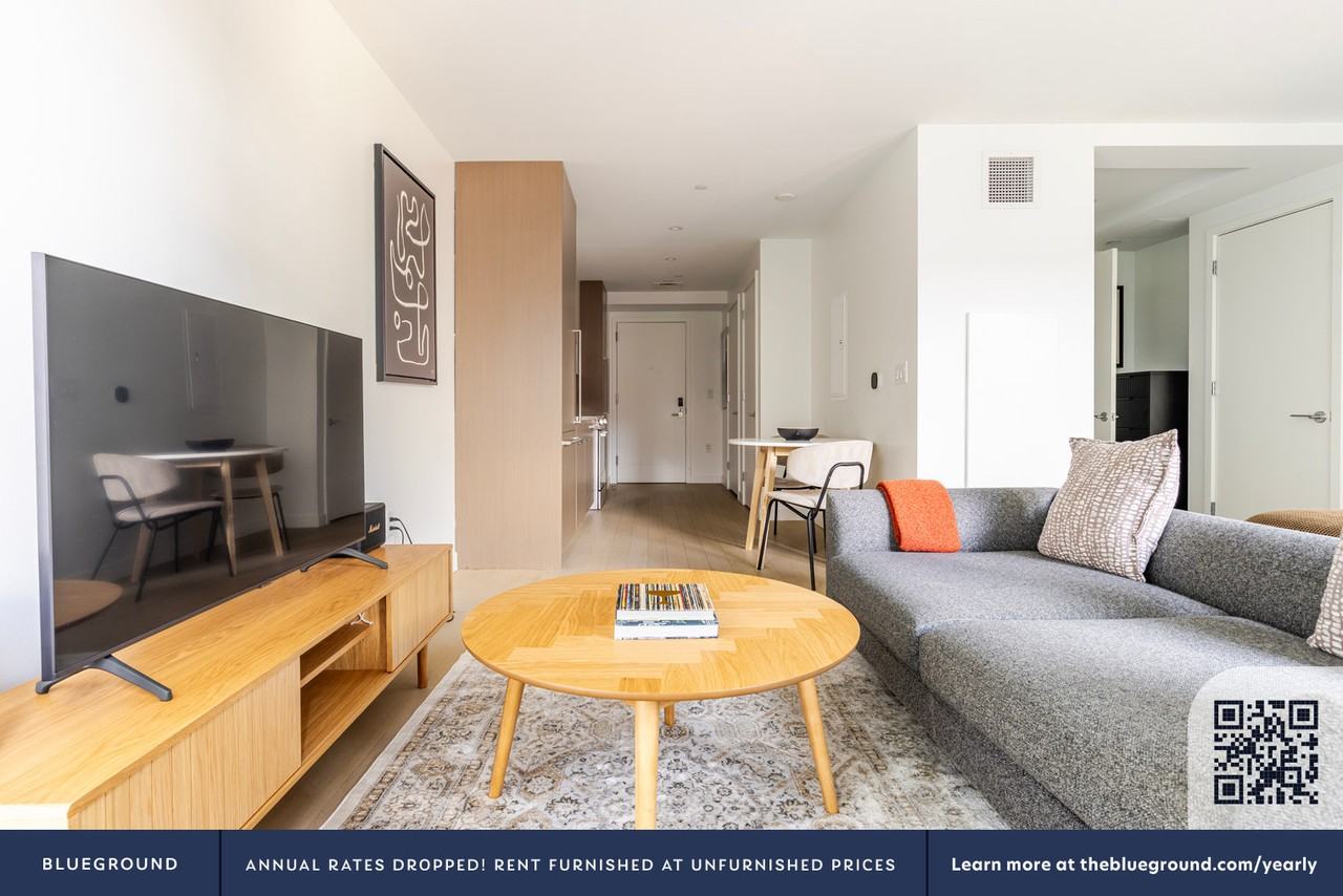 390 Harrison Avenue - Photo 4 of 44