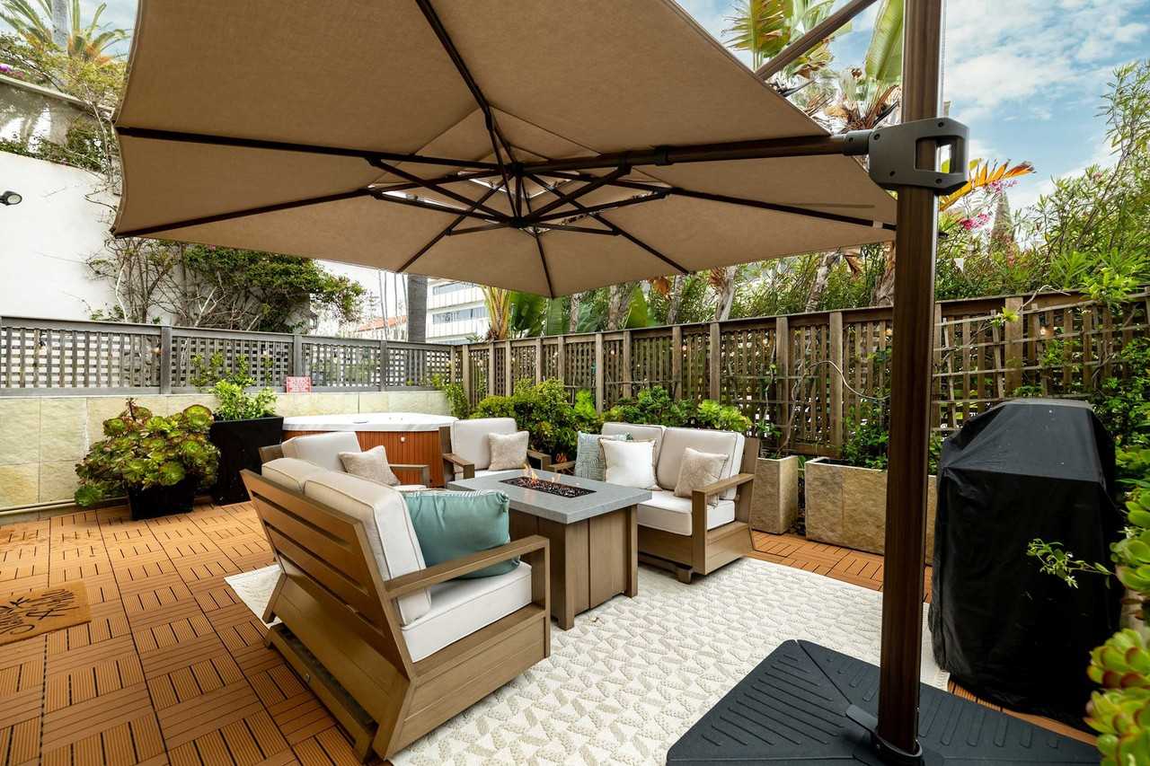 457 Coast Boulevard #1024461P - Photo 3 of 15