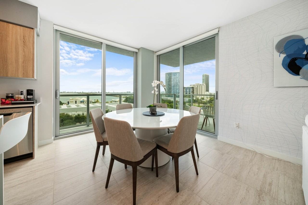 299 Northeast 38th Street #1028796P - Photo 7 of 22