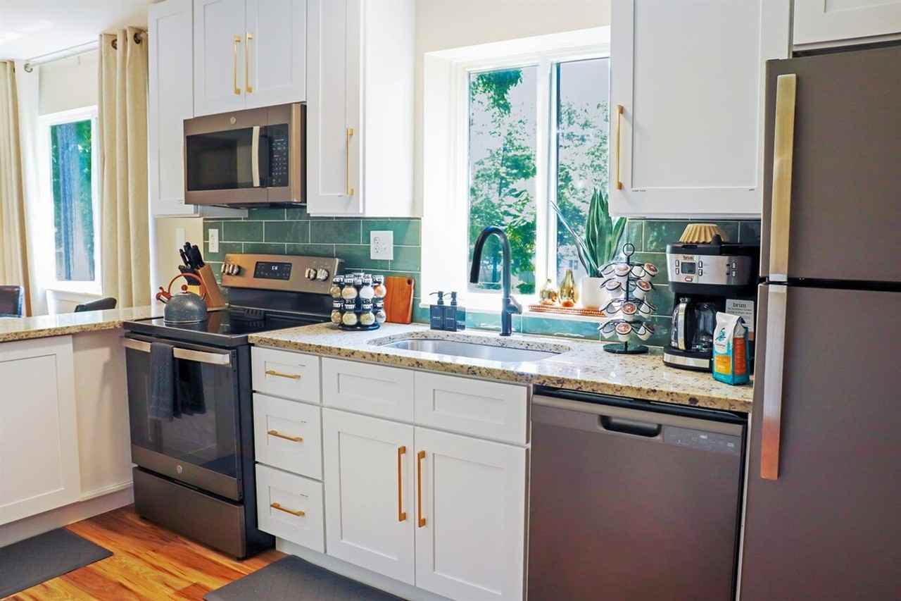 18451 Sharon Ln #1032334P - Photo 7 of 37