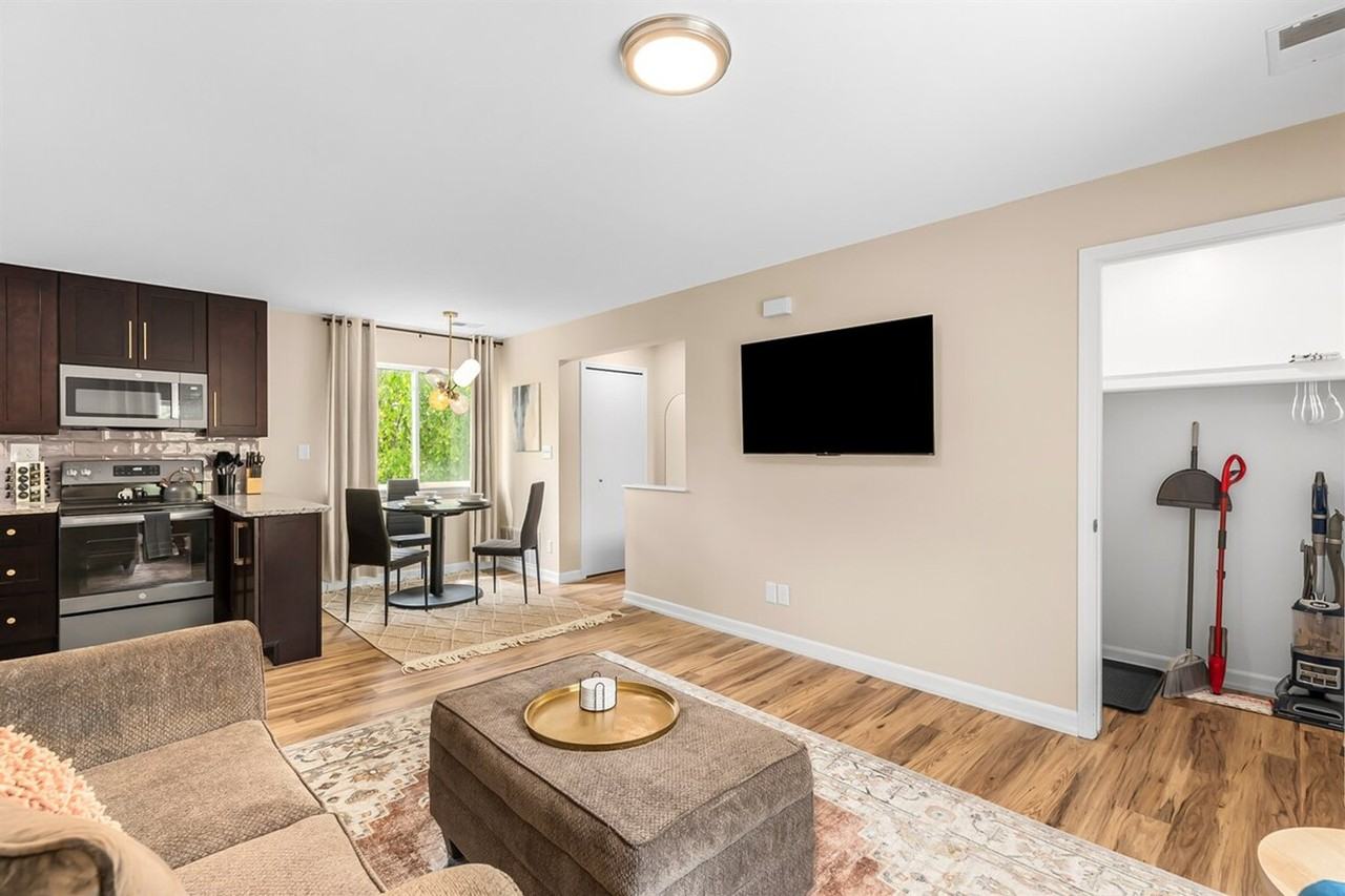 18443 Sharon Ln #1032345P - Photo 5 of 31