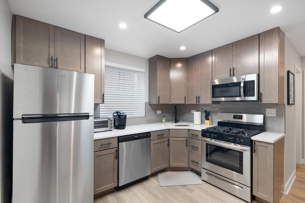 1001 Howard St #1032507P - Photo 5 of 13