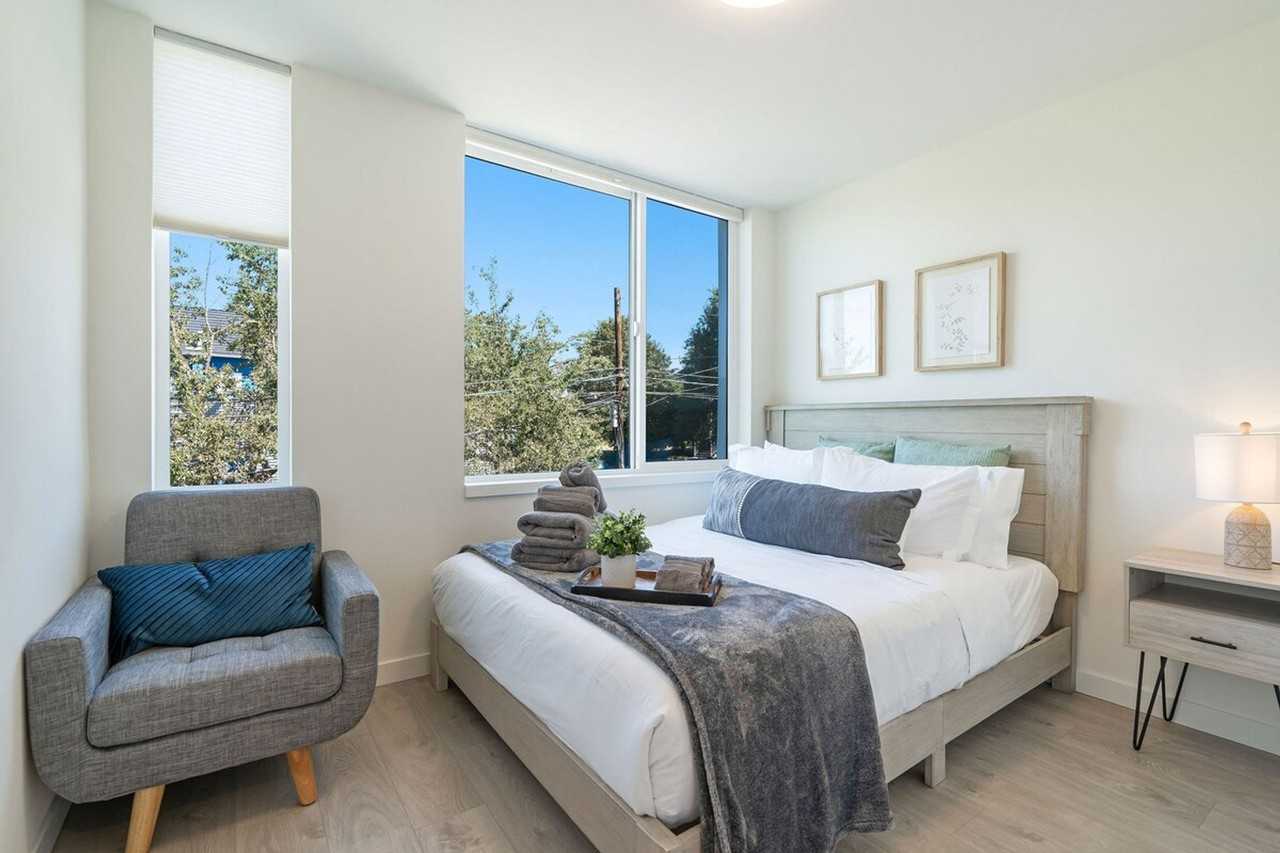 1835 14th Ave #1036021P - Photo 3 of 42