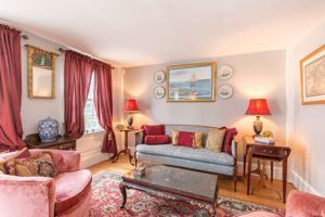 featured image of 50 Elm St