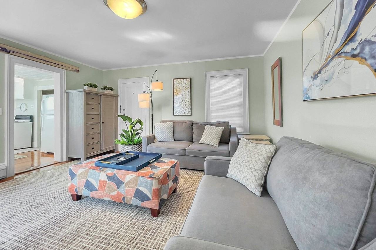 18 Watson St #1045453P - Photo 2 of 19