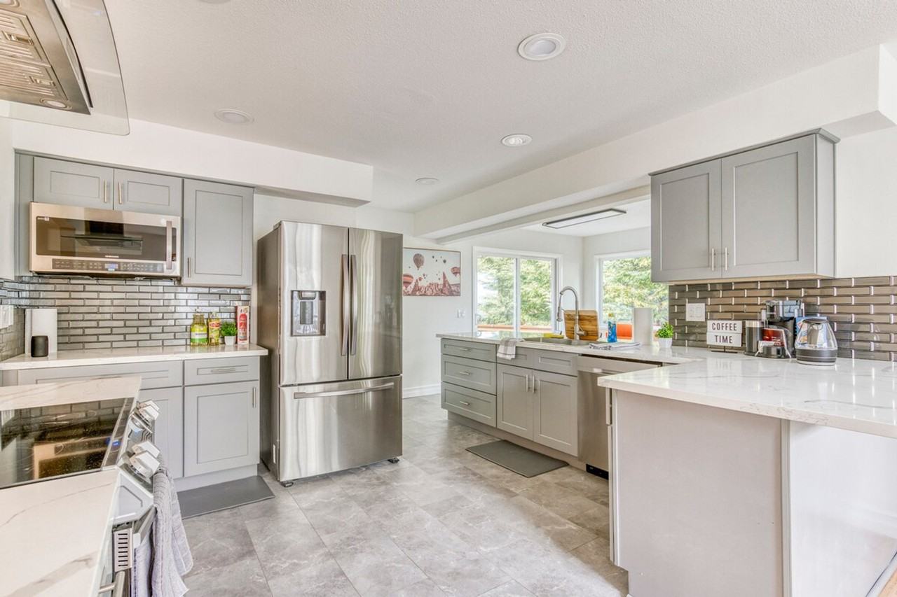 3201 Sw Sherwood Pl #1054293P - Photo 7 of 50