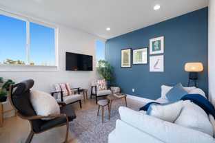 4510 1st Ave Ne - Photo 1 of 1