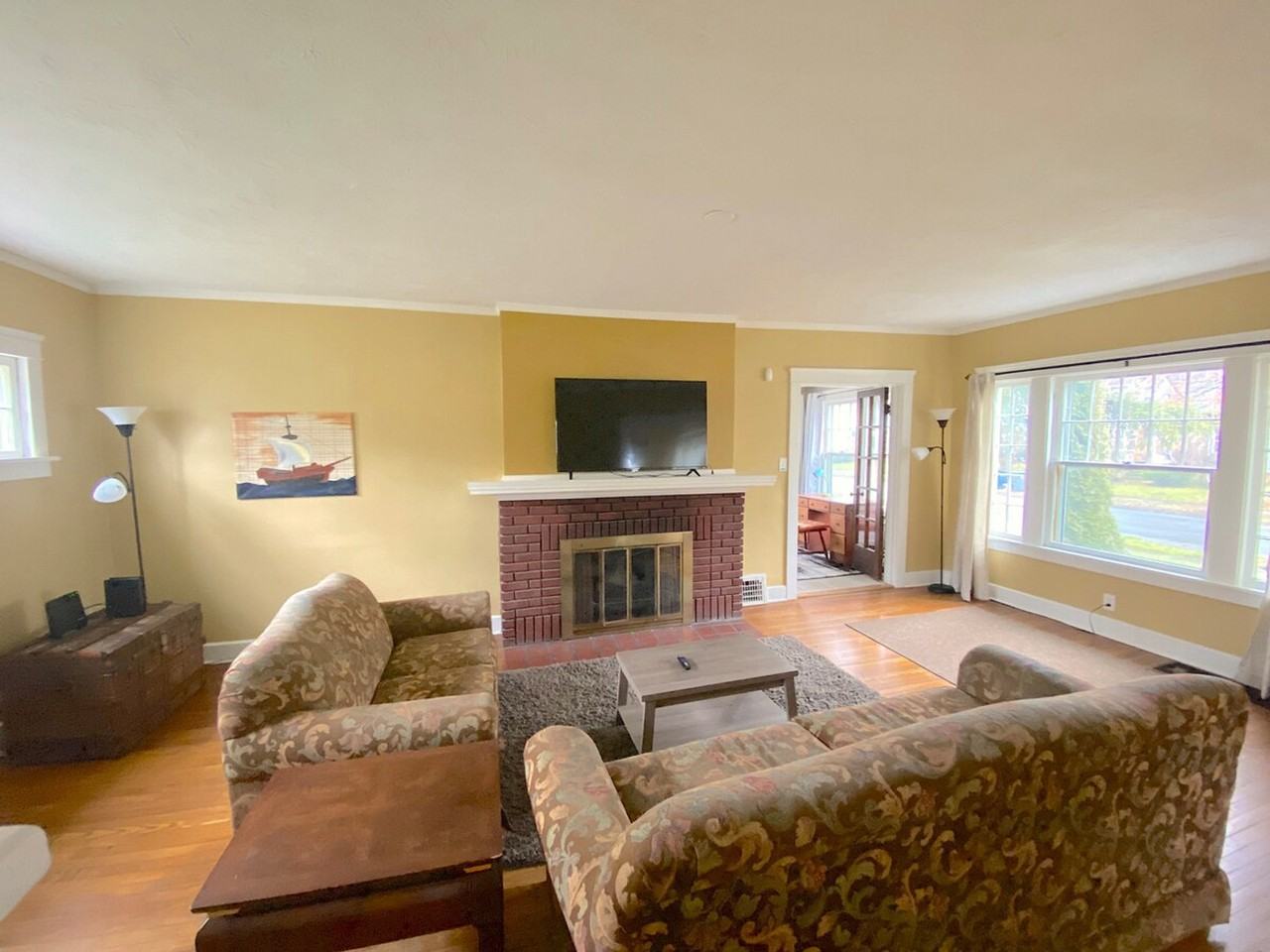 1611 Maple Rd #1057692P - Photo 2 of 31