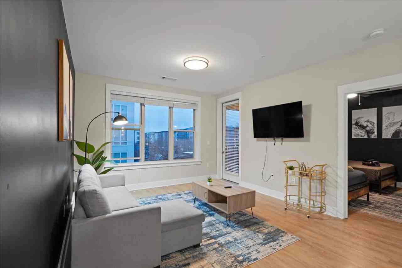 1540 Dunn Road - Photo 4 of 99