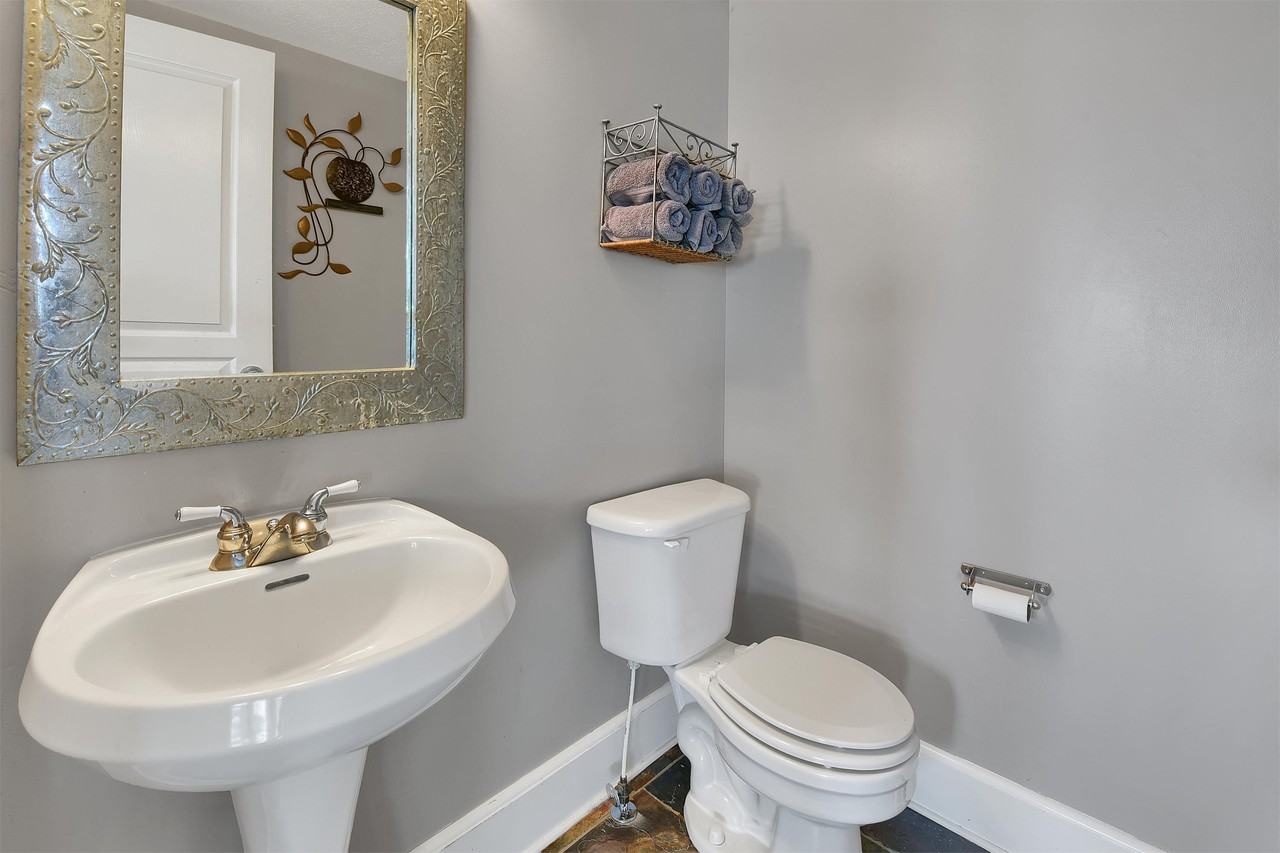 1464 W.S. - Photo 3 of 25