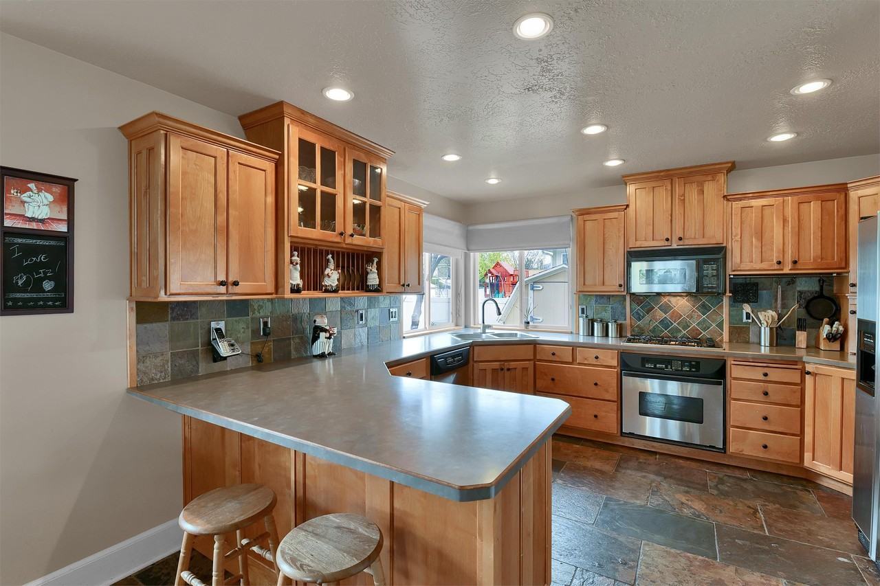 1464 W.S. - Photo 4 of 25