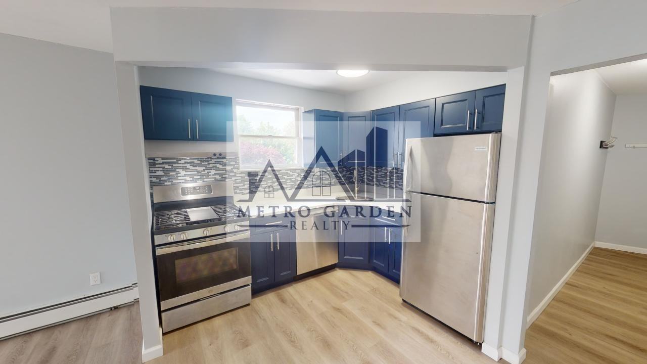 85-18 Lefferts Boulevard #3R - Photo 7 of 20