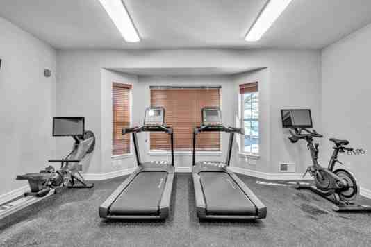 Eagle Rock Properties 4 of 4