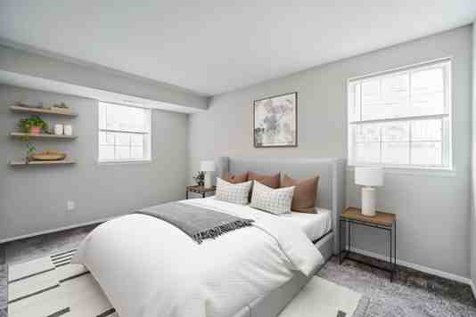 Eagle Rock Properties 4 of 4