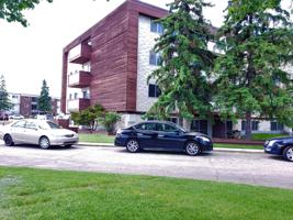 featured image of 4240 106 St Nw