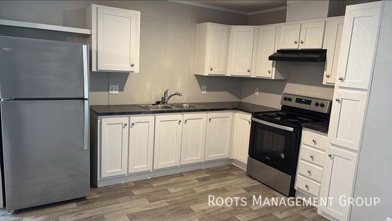 58 Carriage Lane Est #58 - Photo 2 of 13