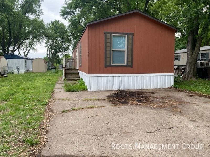 174 Ne Coachlight Dr #174 - Photo 2 of 10