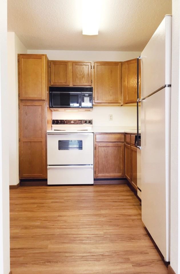 Briarwood Apartments - Photo 2 of 39