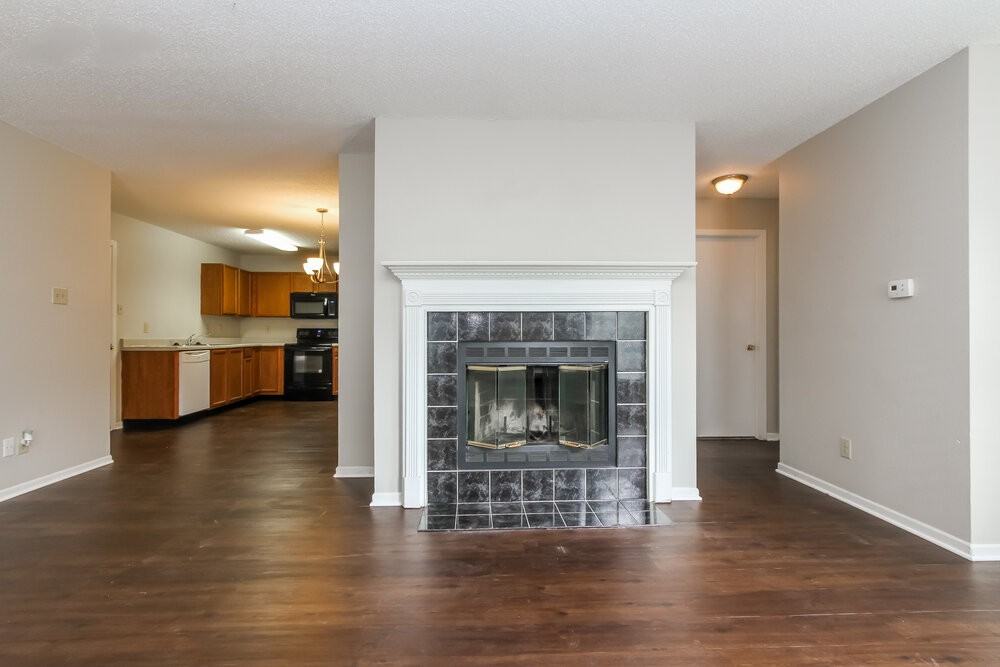 3015 Redland Ln - Photo 4 of 15