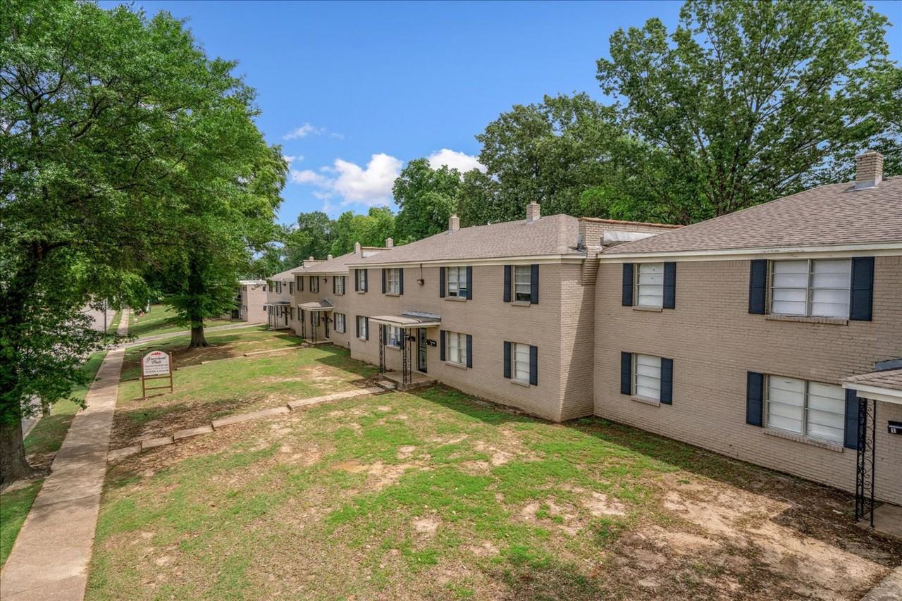 Graceland Flats – Modern Living in the Heart of Whitehaven - Photo 4 of 36