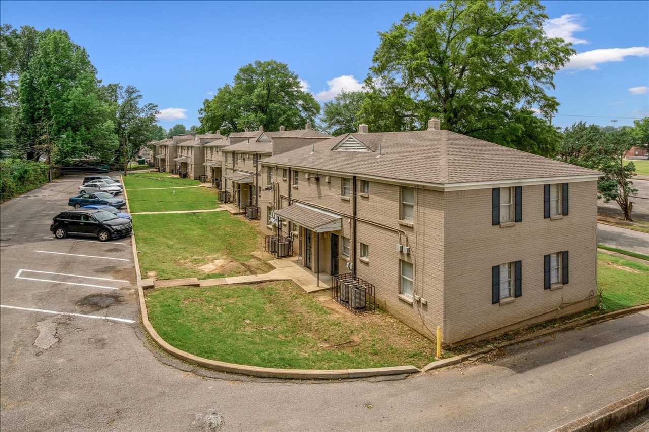 Graceland Flats – Modern Living in the Heart of Whitehaven - Photo 5 of 36