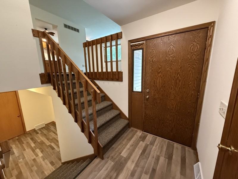 5611 Glenway St - Photo 2 of 20