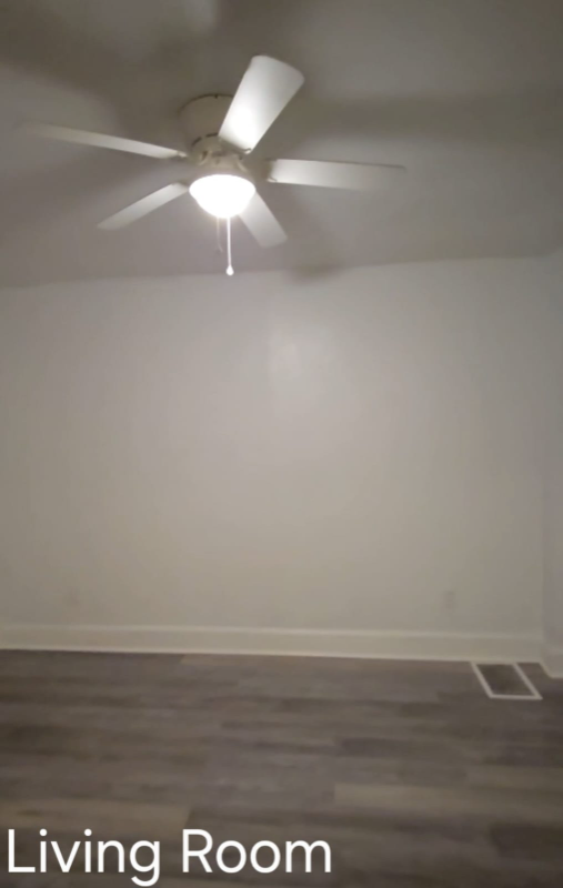 Oxford St - Photo 3 of 19