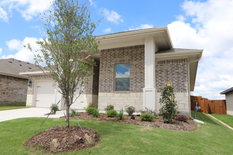 1005 Palmer Rd - Photo 2 of 20