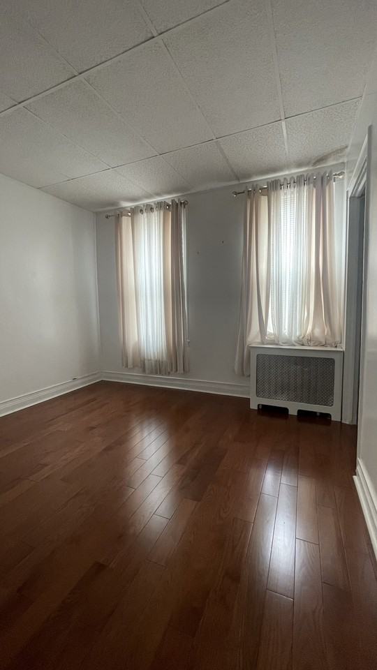 Logan Ave - Photo 4 of 15