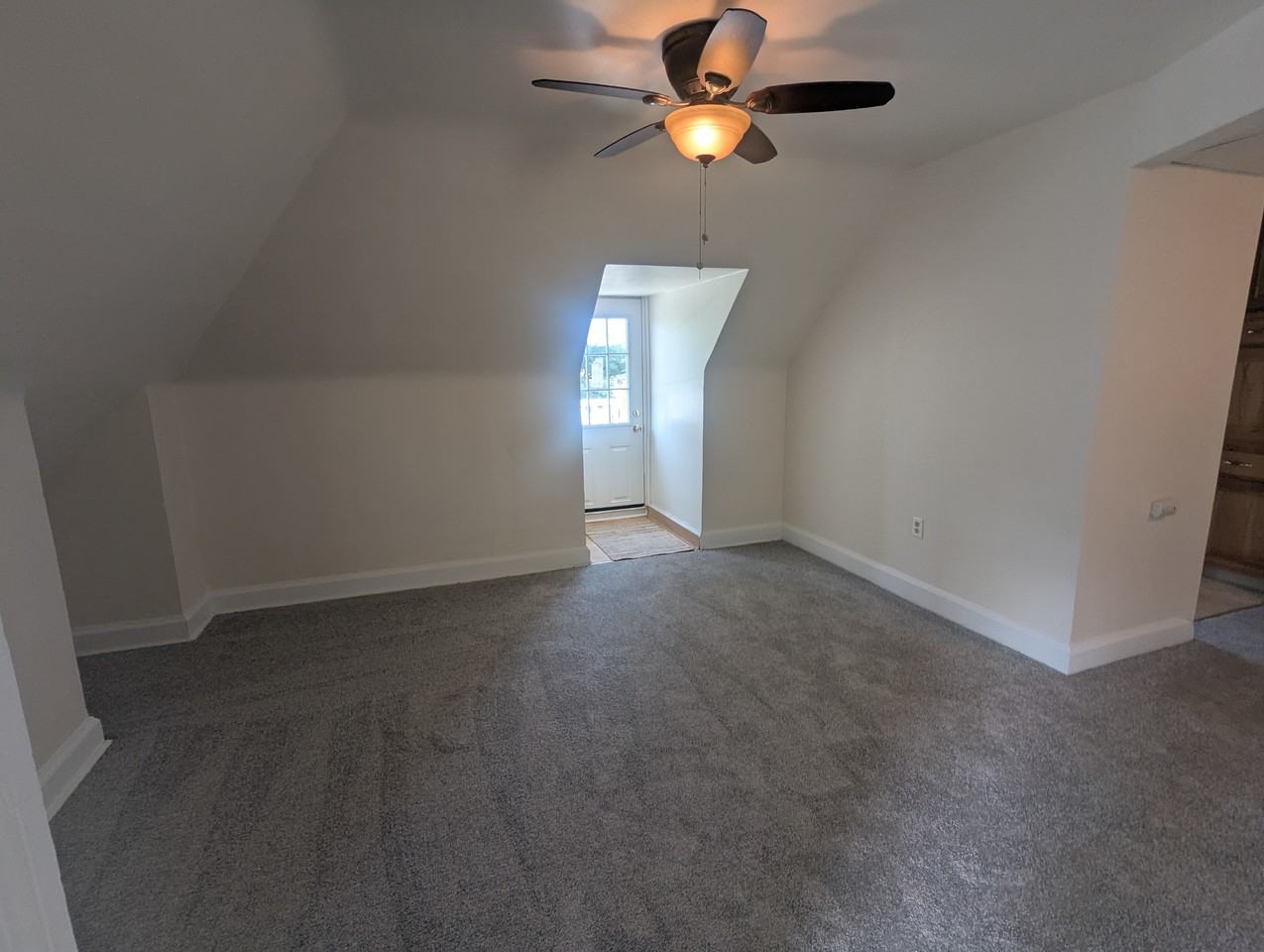 539 Orchard Ave #3 - Photo 2 of 20