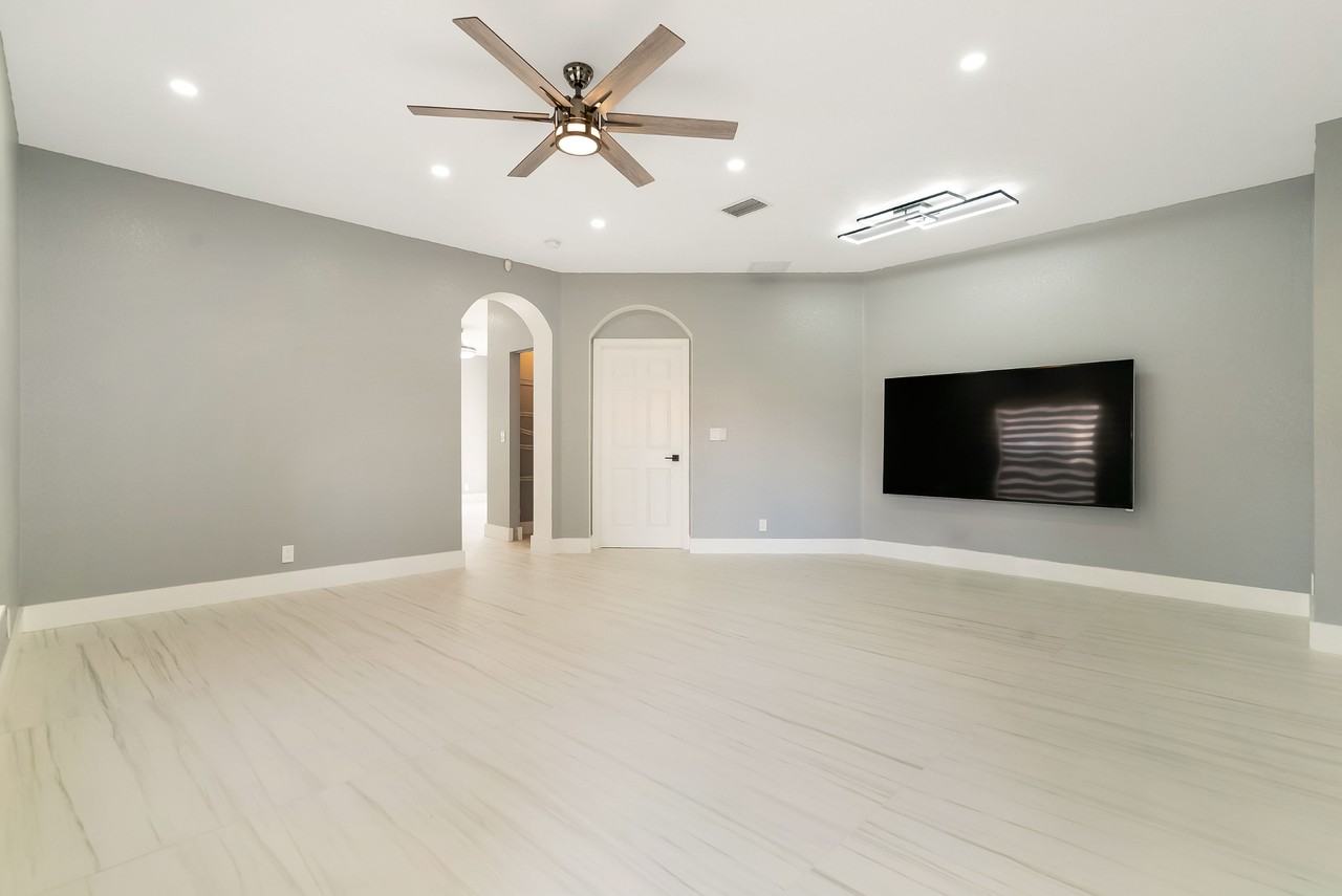 3400 Willow St #NA - Photo 3 of 34