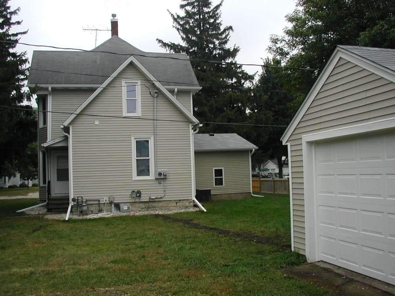 1204 S Cedar Ave #NA - Photo 2 of 8