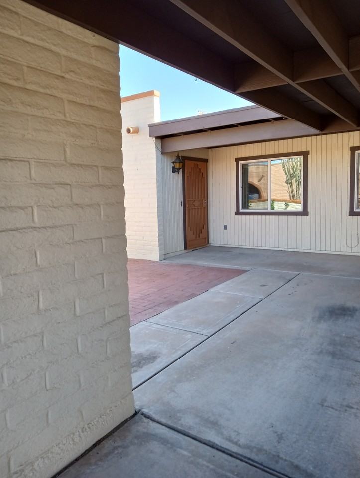 1434 W De Nada #0 - Photo 2 of 6