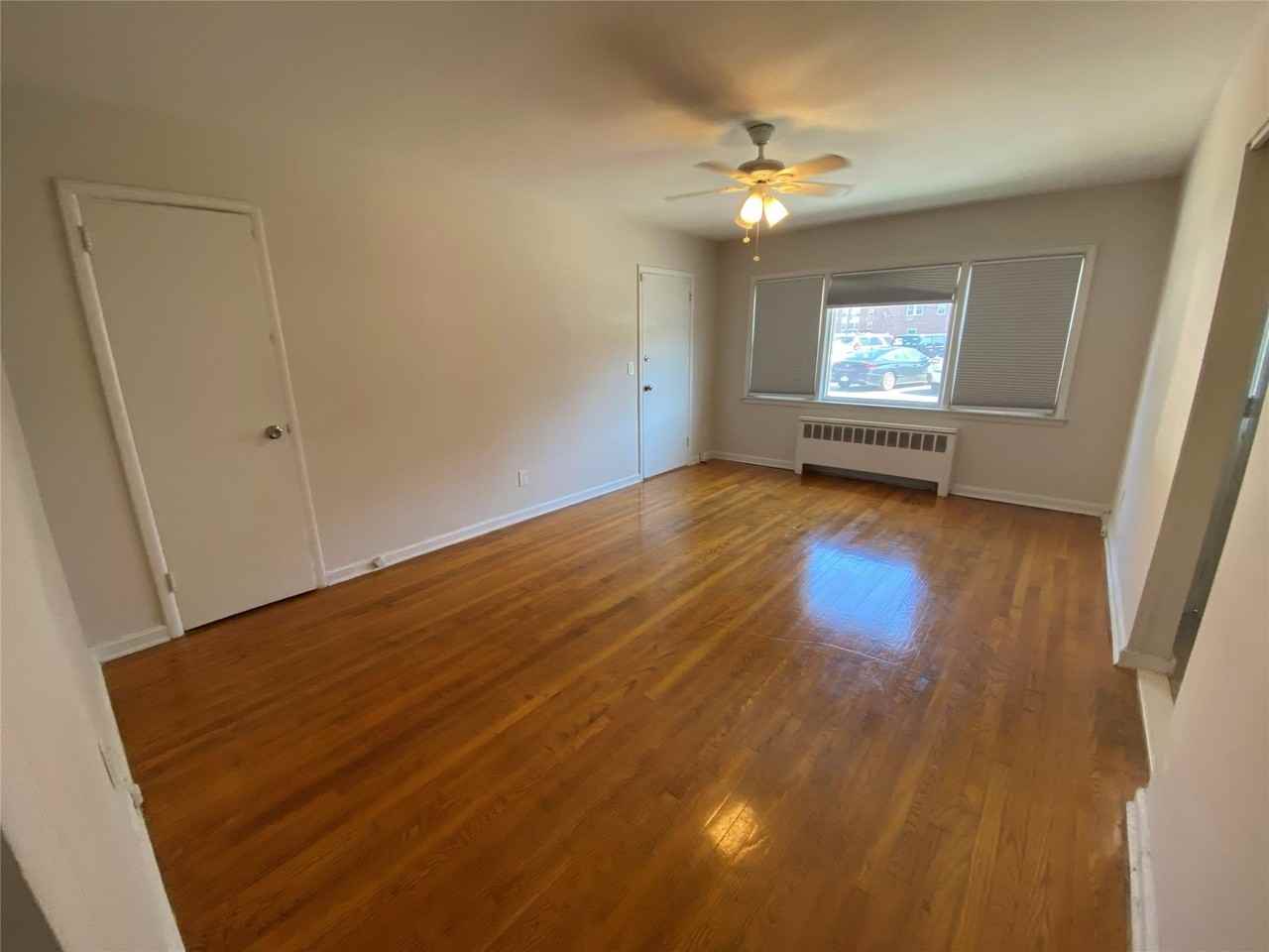 725 E Broadway #2LOWER - Photo 5 of 5