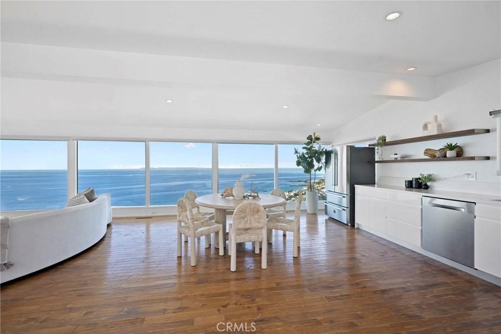 31161 Holly Dr - Photo 3 of 46