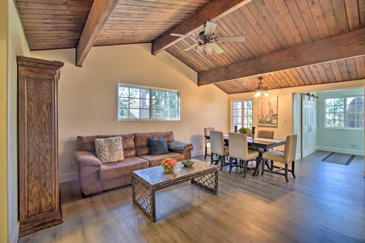 Montreal Dr - Photo 6 of 8